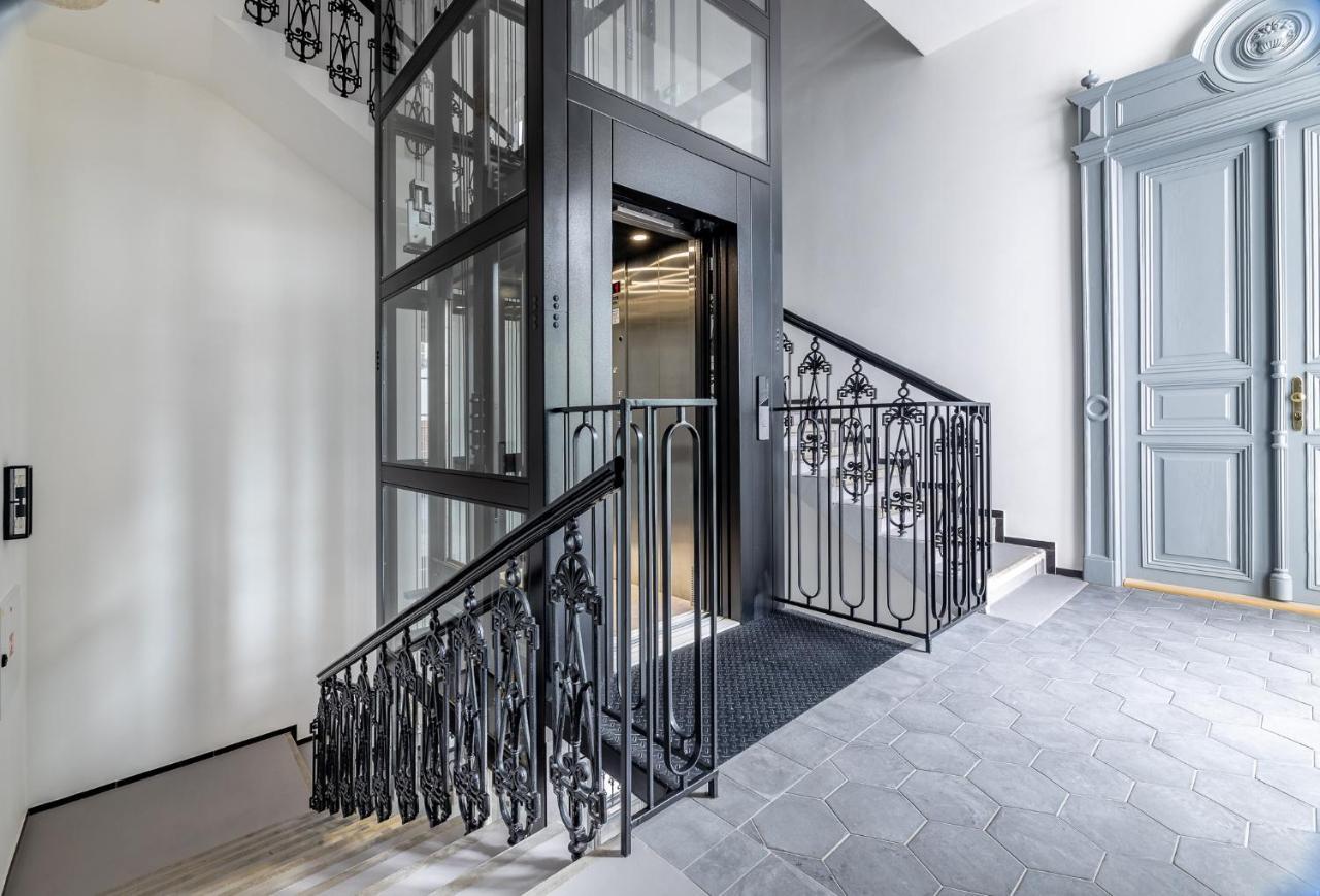 Elegant Apartments Located In The Centre Of Praga Exterior foto